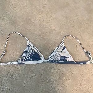 Rythm bikini top